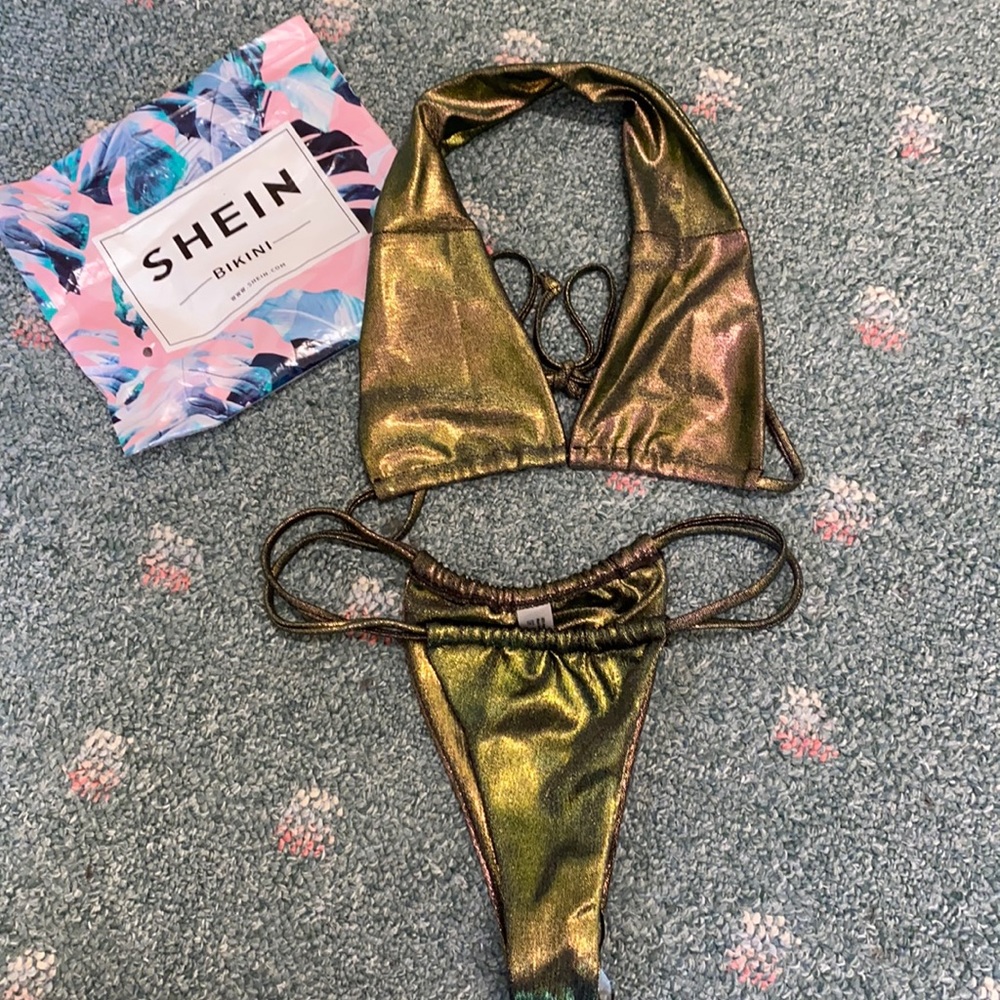 Beautiful Shein metallic green bikini. Never worn